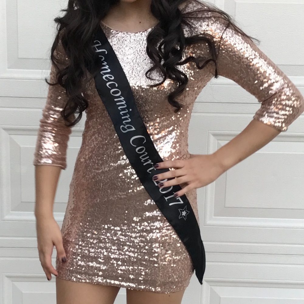 Rose Gold Lulu’s cocktail dress (3/4 sleeve)